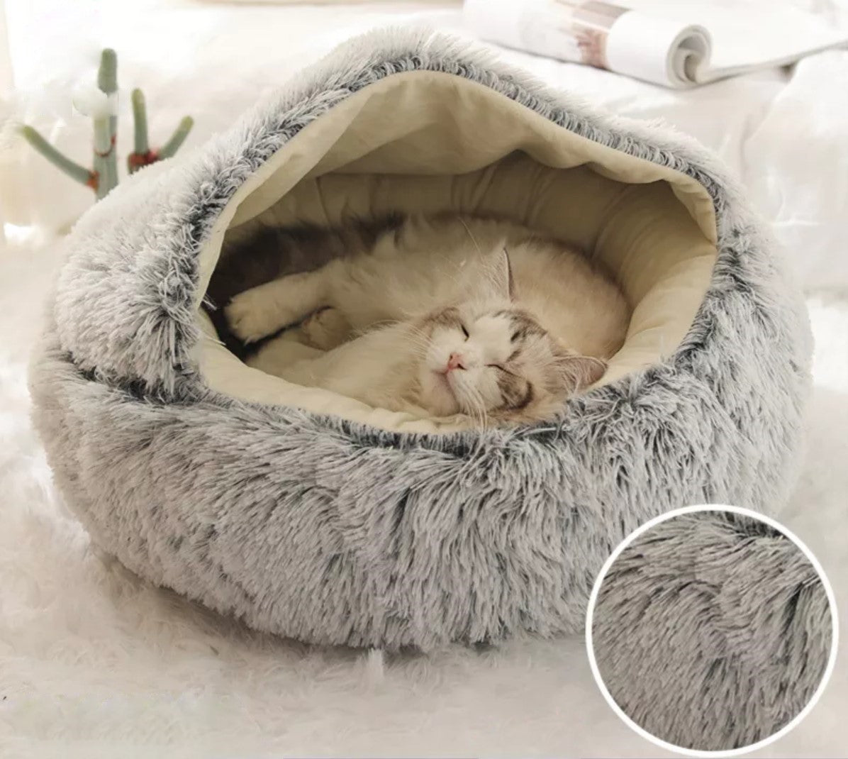 Plush Cave-Style Pet Bed